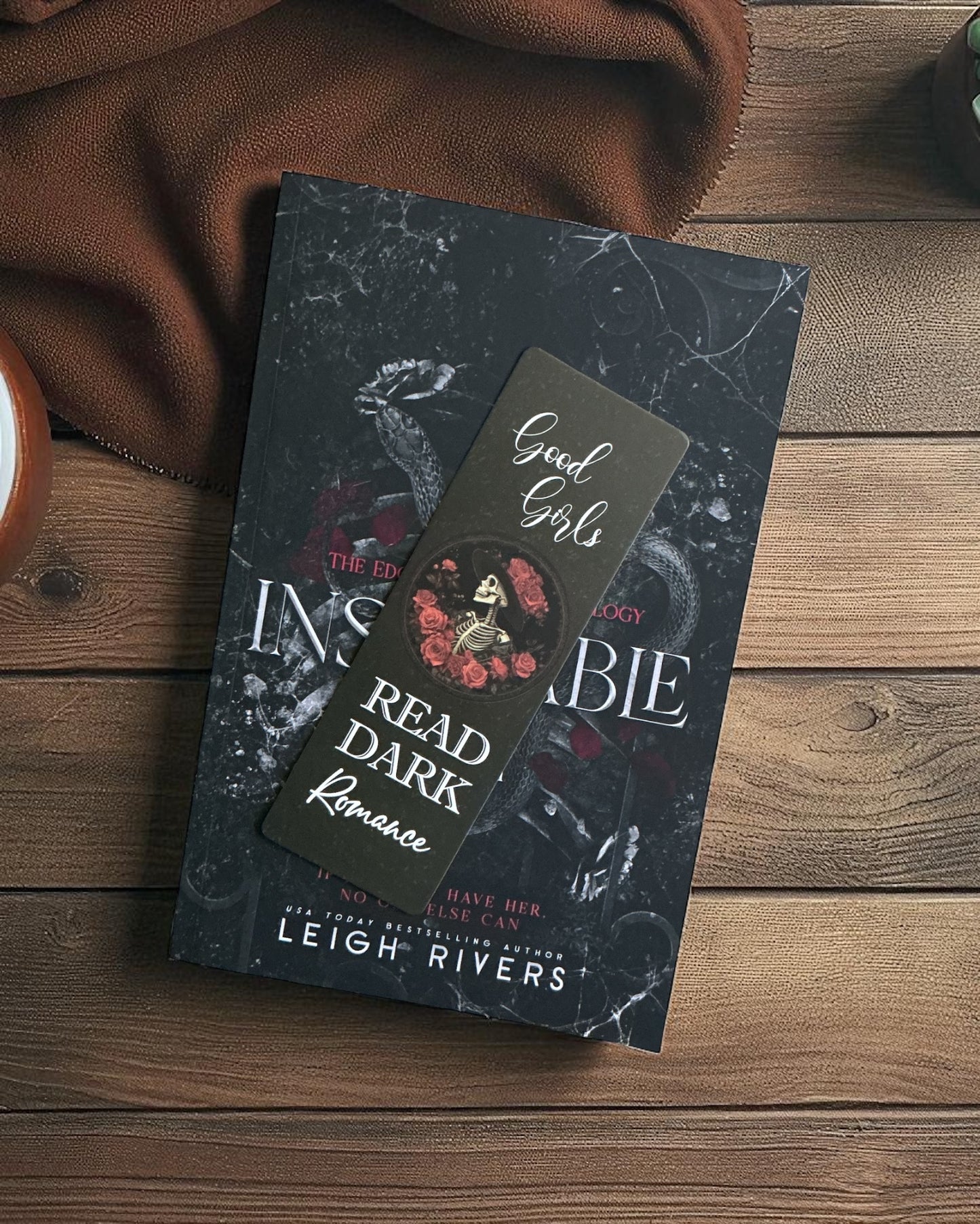 Good Girls Read Dark Romance Bookmark