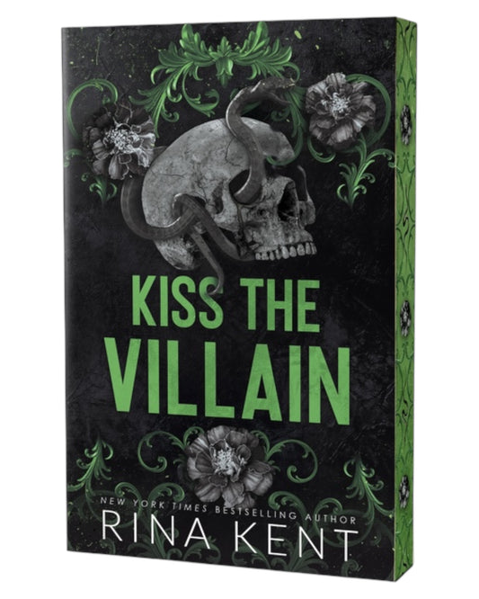 Kiss the Villain [Special edition paperback]