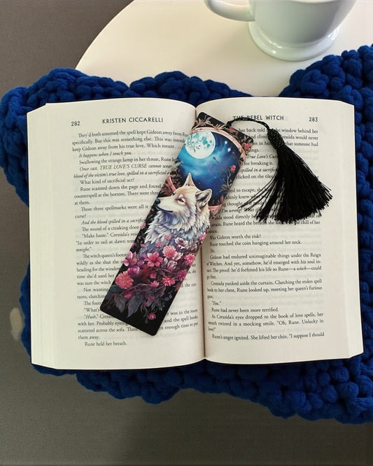 Wolf Wooden Bookmark [C]