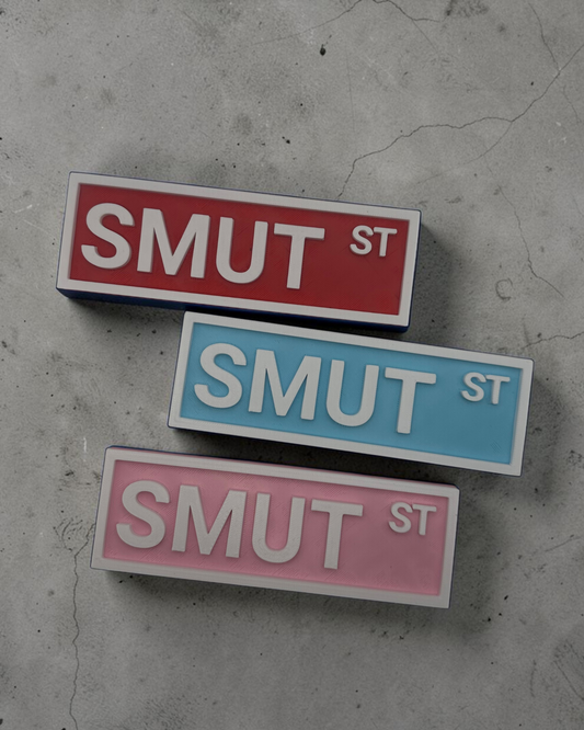 Smut St Bookshelf Sign